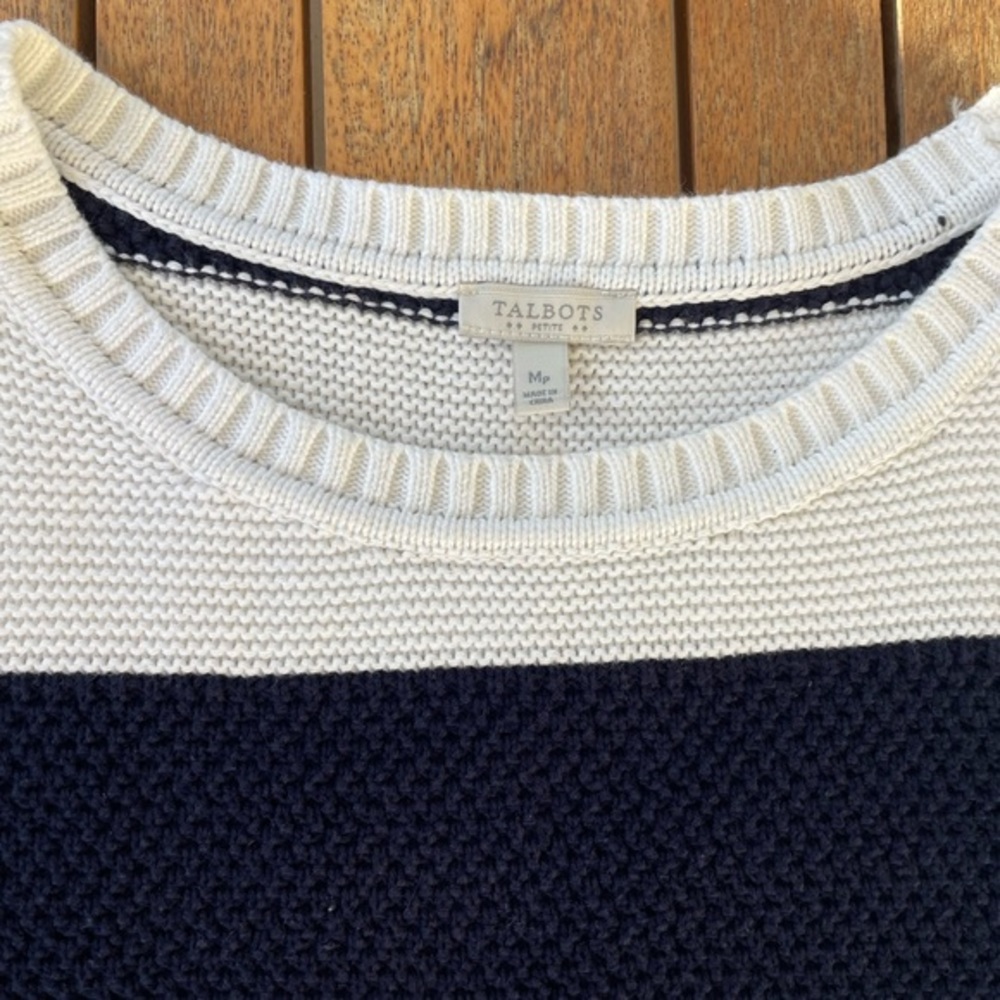 Talbots Black and White Striped Knit sweater Medium Petite 🖤 - Picture 2 of 7